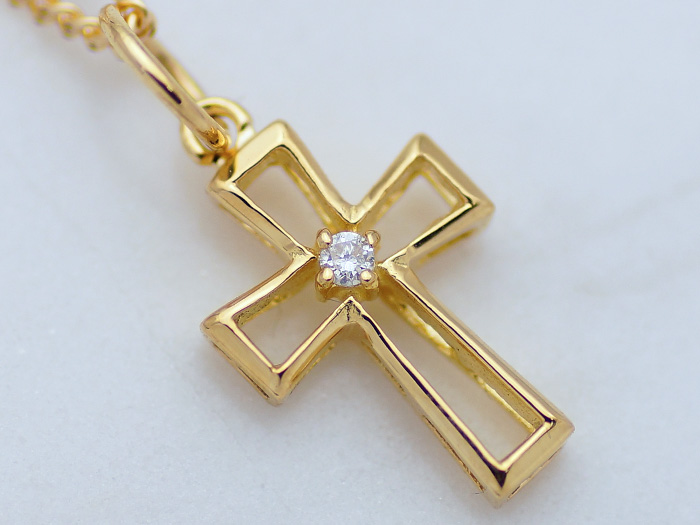 K18 イエローゴールド ダイヤモンド0 02ct クロス ペンダント 18金 18k ネックレス デザイン Valuable